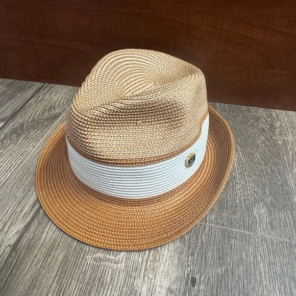 Montique Other - Classic Tan and White Fedora Hat